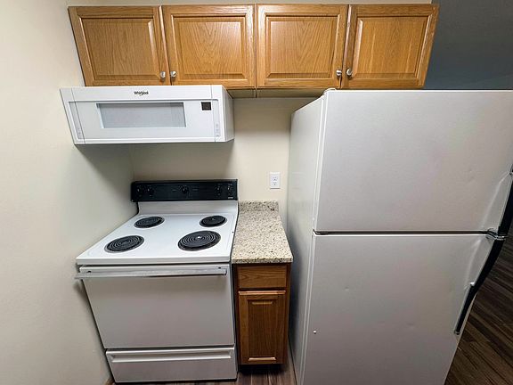 4th image of 425 University Ave SE APT 304
