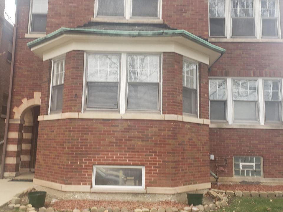 1st image of 11624 S Artesian Ave Unit 1