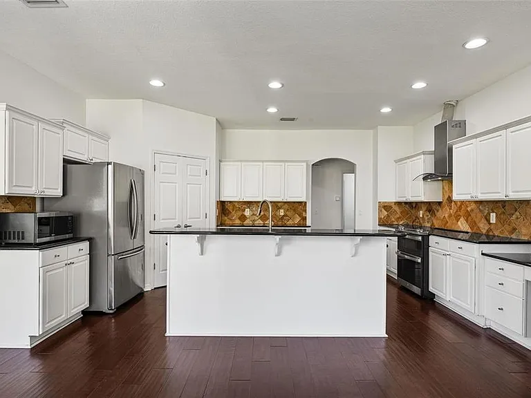 1452 Kensington Woods Dr — Photo 28