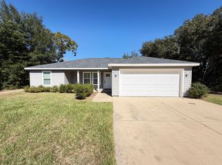 103 Malauka Trl, Ocklawaha, FL 32179