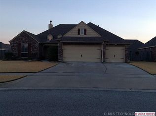 1701 W Vicksburg St, Broken Arrow, OK 74011