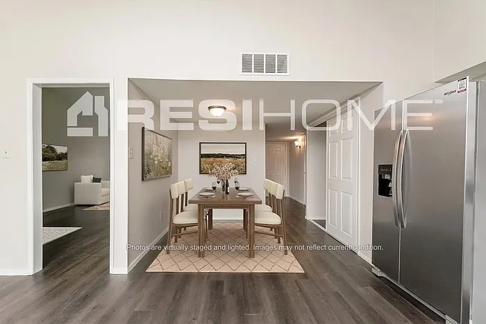 3 bed, 2.0 bath, 1736 sqft, $2,345 — Photo 3