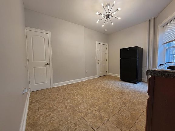 2nd image of 66 Stuyvesant Ave #3