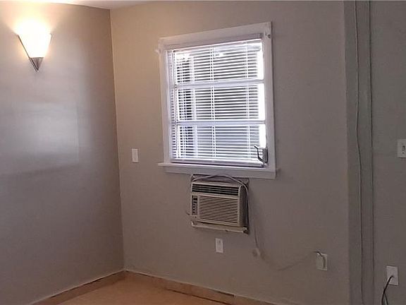 4th image of 1000 Florida Ave APT B