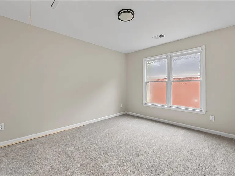 628 Vista Ter — Photo 21