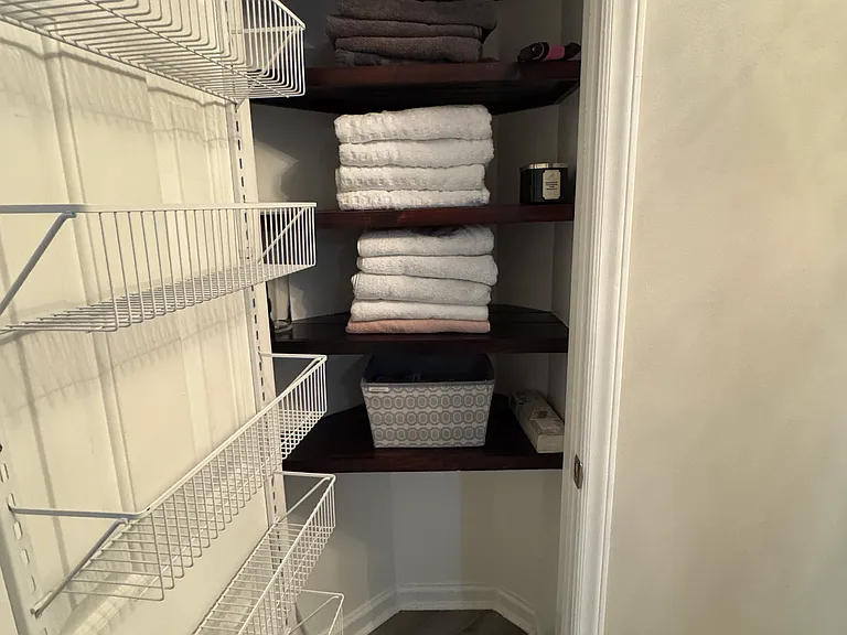 13 Signet Dr — Photo 6