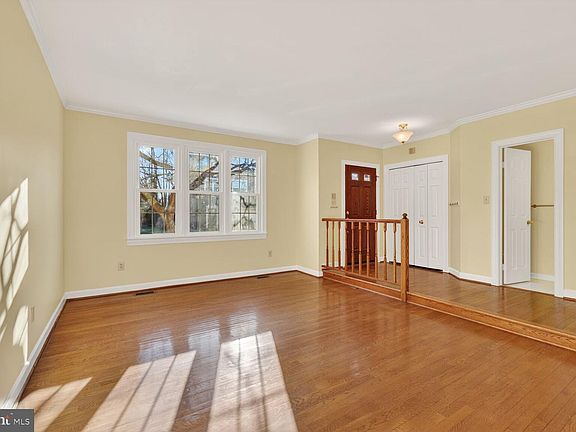 4th image of 5880 Woodfield Estates Dr