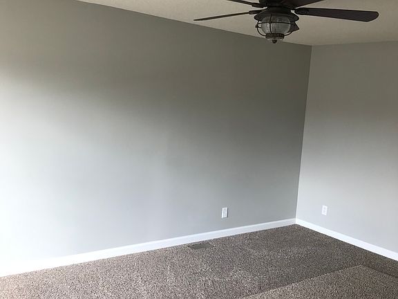 4th image of 615 E North St