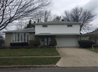 196 Claudette Ct, Depew, NY 14043