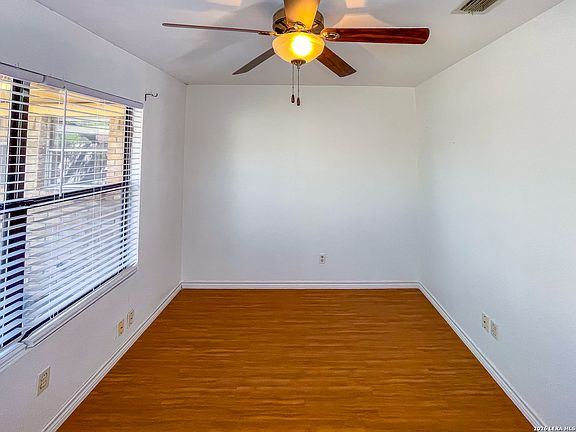 5th image of 1404 E INEZ ST