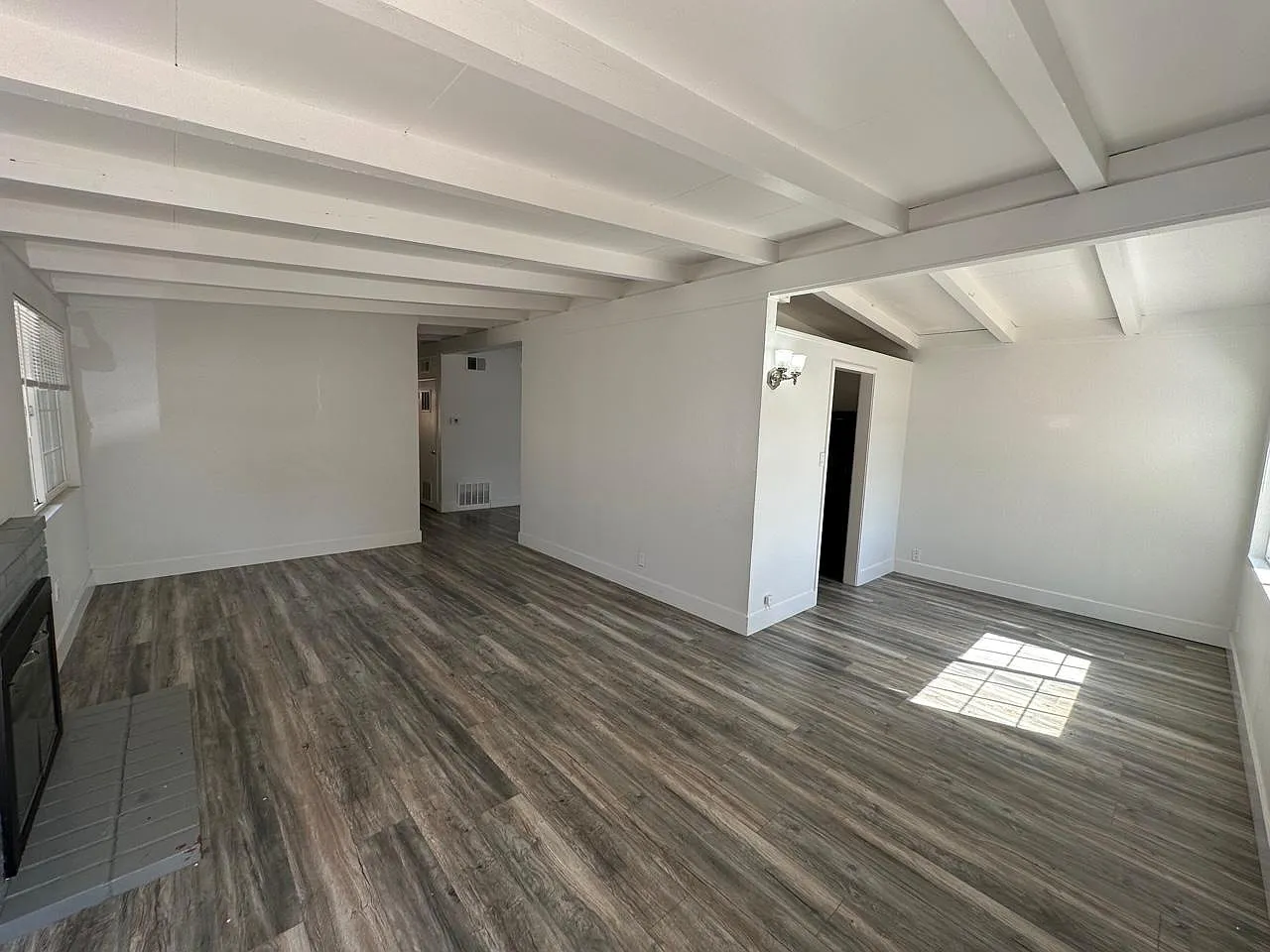 3 bed, 1149 sqft, $2,795 — Photo 3