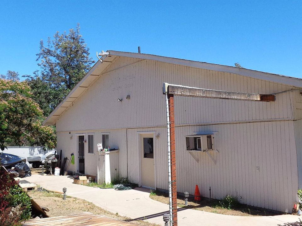 1st image of 28560 Lilac Rd #A