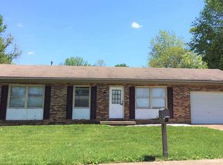 1770 Autumn Dr, Boonville, IN 47601