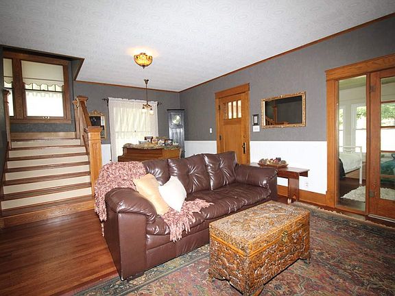 3rd image of 505 W Central Ave