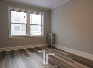 837 W Sheridan Rd, Chicago, IL 60613