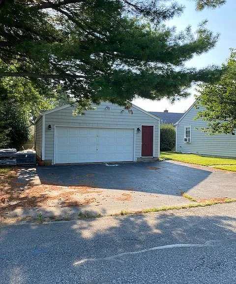 2 Whipple Ave — Photo 3