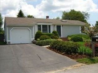 9 Carlson Rd, Hampton, NH 03842