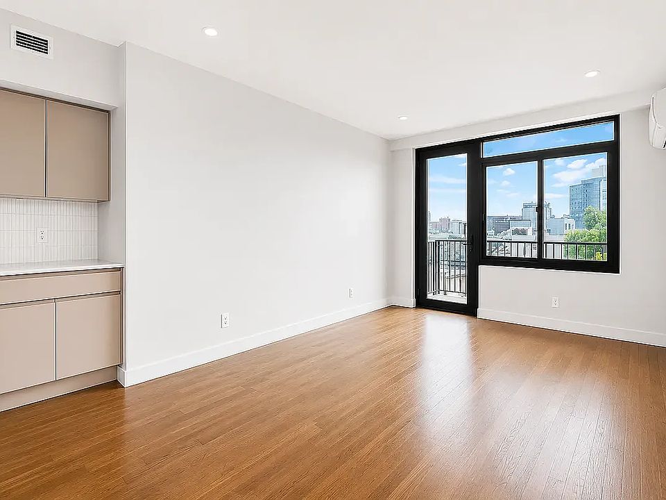 1st image of 591 Bushwick Ave #415B