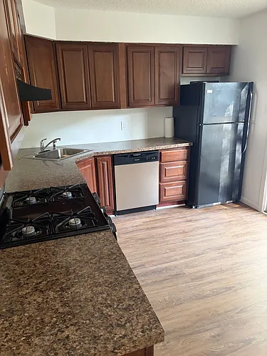 225 W Leeds Ave #41 Photo 1