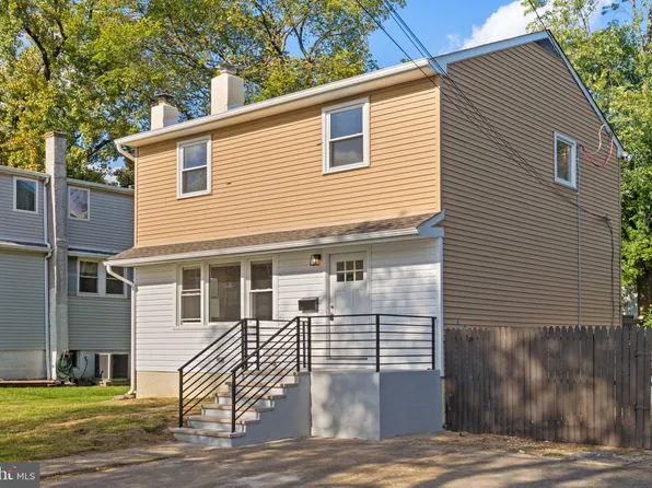 827 Mitchell Ave, Bensalem, PA 19020