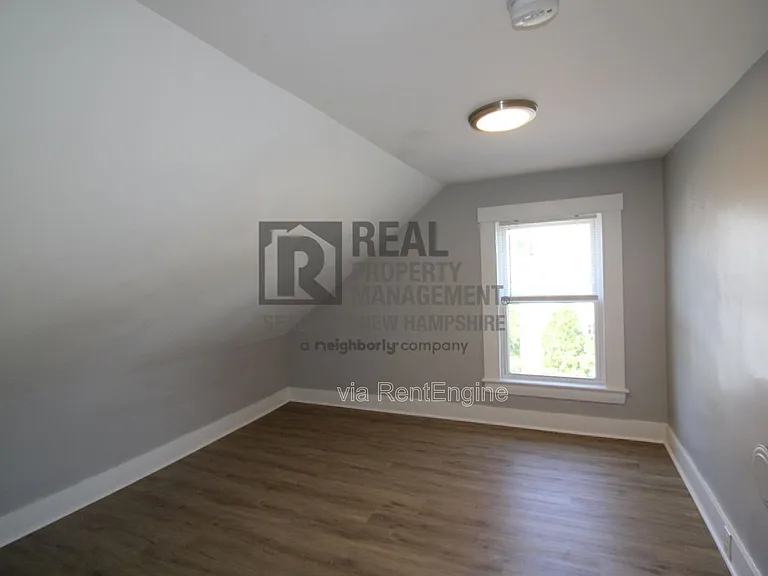 61 3rd St #201 — Photo 16