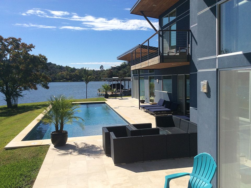 1st image of 220 Lakeview