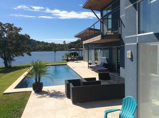 220 Lakeview, Sunrise Beach, TX 78643