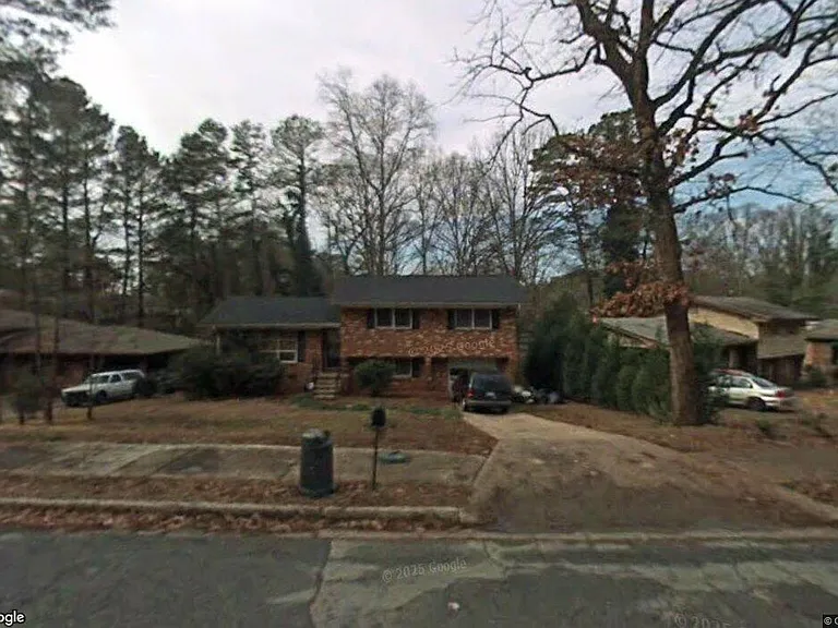 2249 Colleen Ct — Photo 1