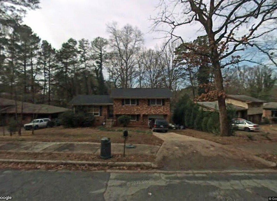 1st image of 2249 Colleen Ct