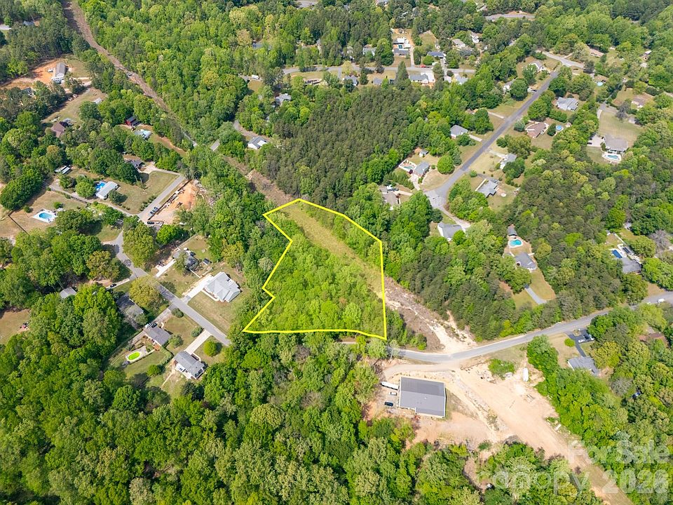 1st image of 00A Briarwood Cir