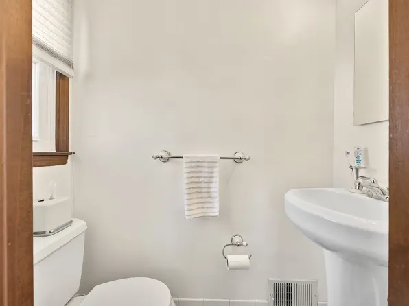 211 Woehrle Avenue image 19 of 37