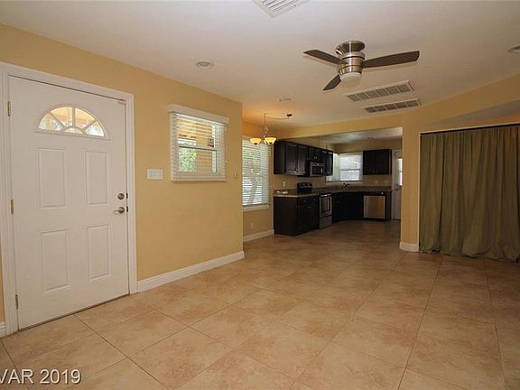 5th image of 1031 Bracken Ave