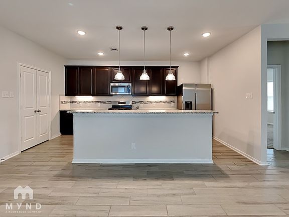 2nd image of 13217 Villa Sola Dr