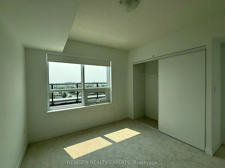 556 Marlee Ave #912 — Photo 8