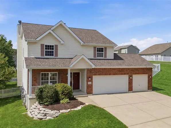 434 Scenic Dr, Saint Peters, MO 63376