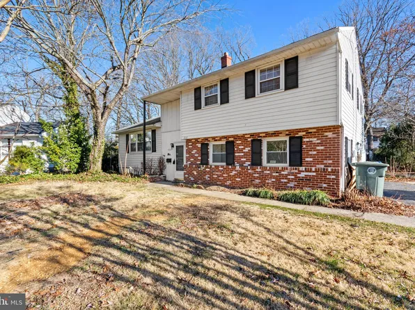 932 N Main St, Glassboro, NJ 08028