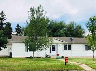 248 1st St, Mountain View, WY 82939