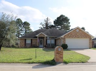 201 Sandalwood St, Lufkin, TX 75904