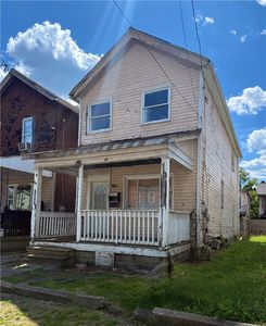1805 4th Ave, Beaver Falls, PA, 15010