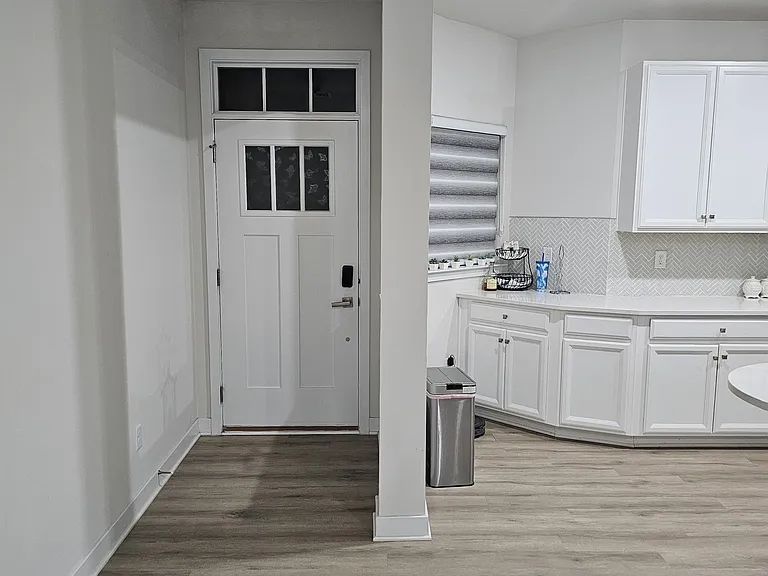 238 Marion Rd — Photo 5