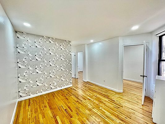 1st image of 224 W 149th St #31A