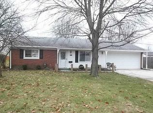 205 Sharon Dr, Piqua, OH 45356