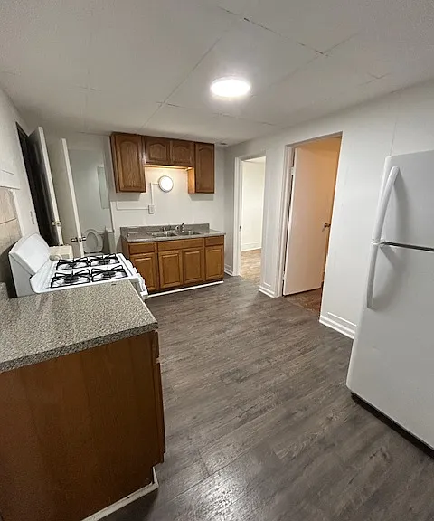 517 N Salina St #4 — Photo 7