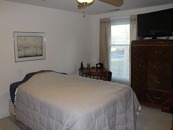 4th image of 306 Sundown Trl APT 5F