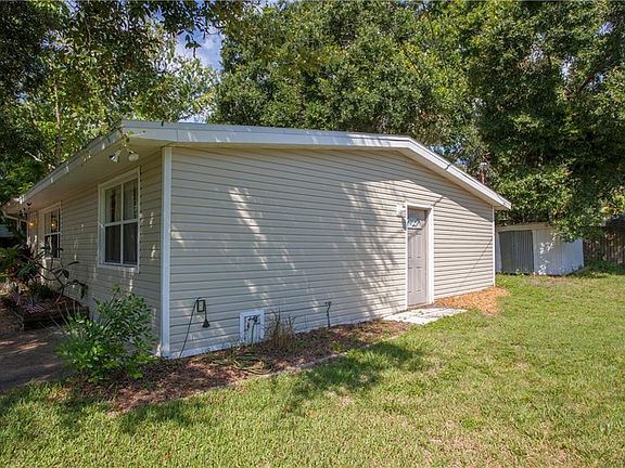 4th image of 755 E Gate Dr
