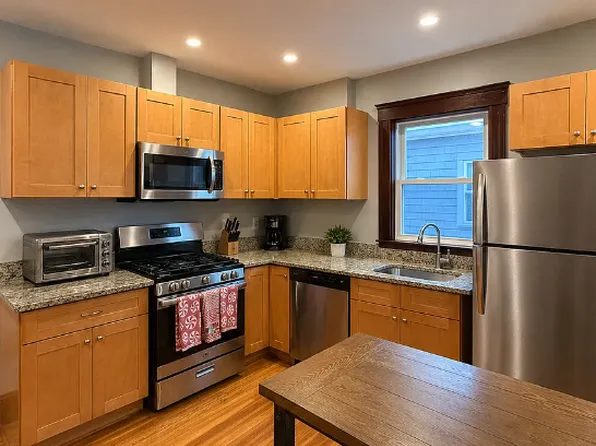 23 Berwick Rd #21B, Medford, MA 02155