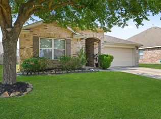 7911 Berkely Ct, Baytown, TX 77521