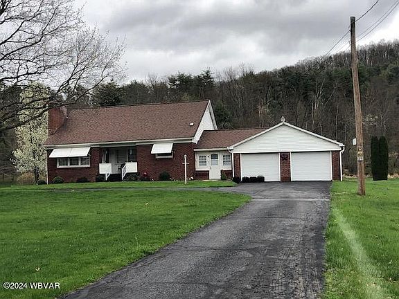 2nd image of 20 Fredric Ln