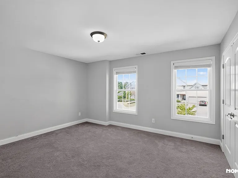 105 Irondale Ct — Photo 25