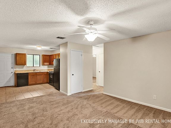 4th image of 5224 Westchase Ct APT 4